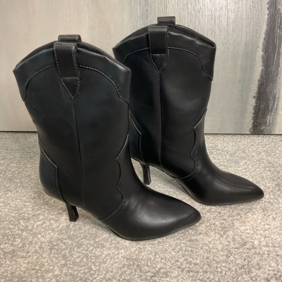 DV by Dolce Vita Penrose Black Western Kitten Heel Boots - Size 5 (NWOB) - Picture 3 of 13